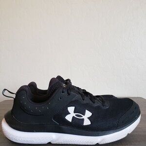 Under Armour Charged Assert 10 Running Shoes Sneaker Black/White Sz Women's 7.5